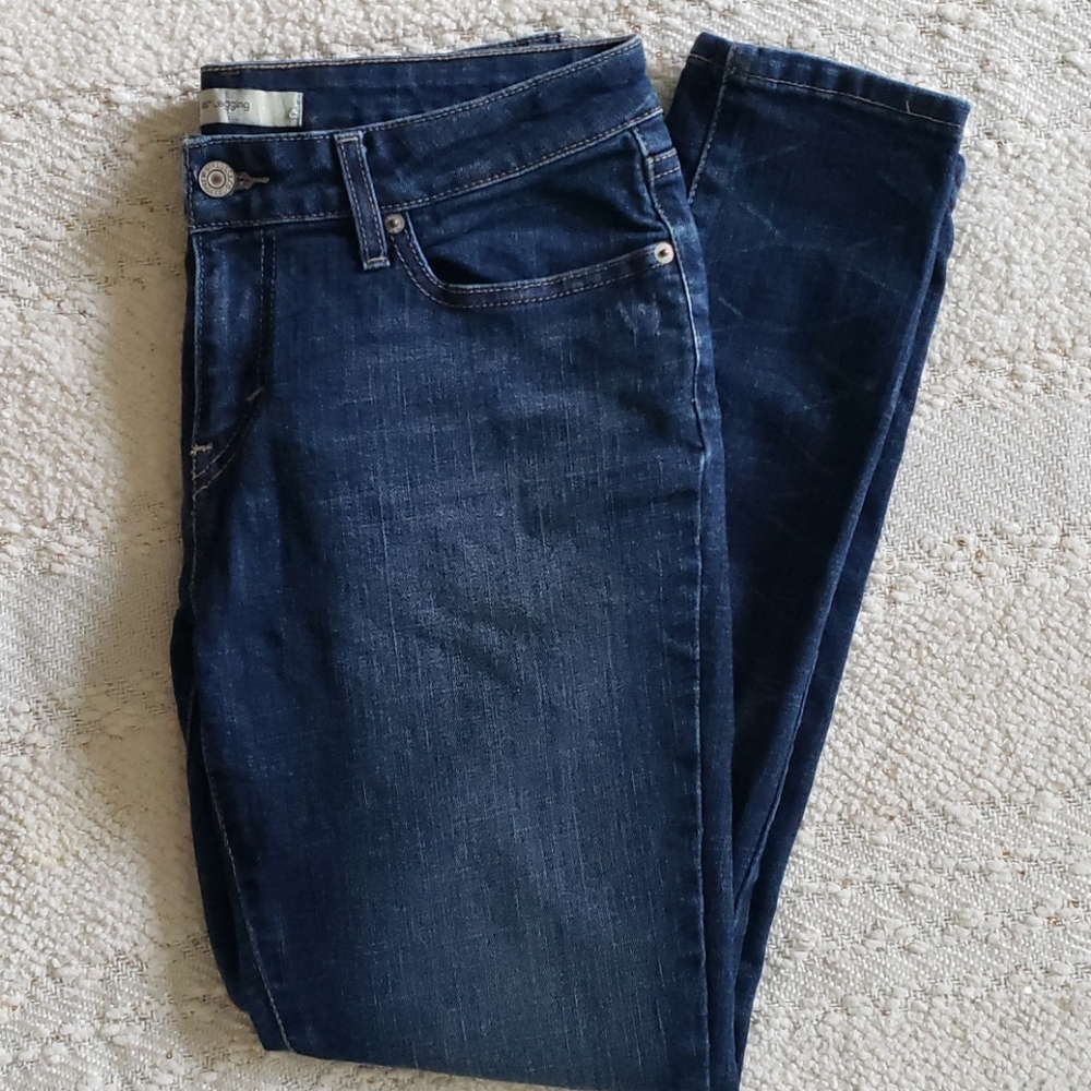 535 Skinny Levi's